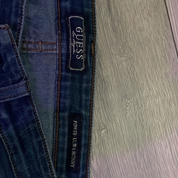 Jeans skinny Guess only wear one time it’s too small for me - Picture 3 of 4